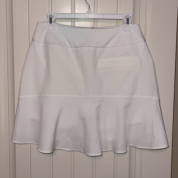 Adidas Golf Skort. NWT. - Picture 2 of 2